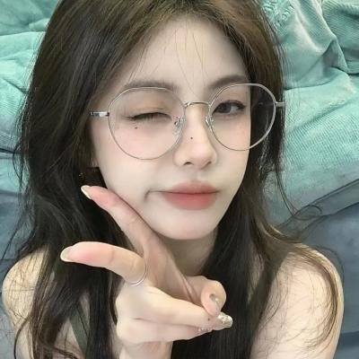 校对女孩河野悦子